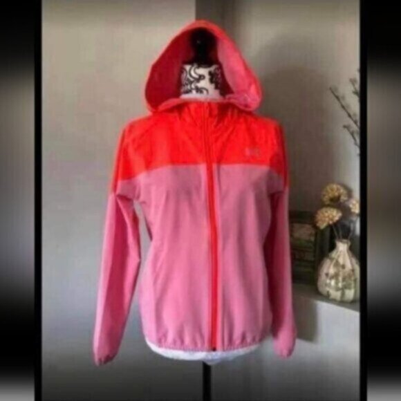 Under Armour Women’s Running / Storm Jacket Loose Fit Pink NWT - Picture 1 of 5